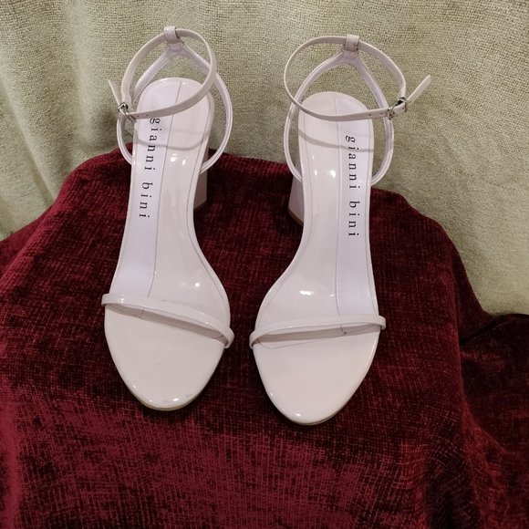 Gianni Bini KENZIE Patent Strappy Block Patent Chunky Heel Size 9 - Picture 4 of 8